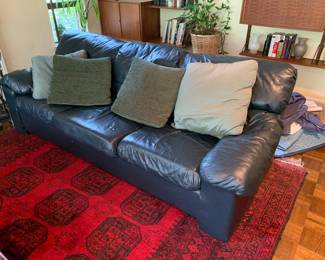 leather sofa in excellent condition