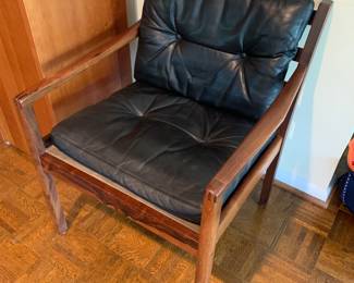 Danish Vintage senator armchair in teak and leather by Ole Wanscher 