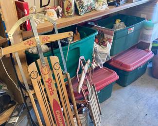 2 sleds and holiday