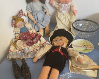 ANTIQUE DOLLS