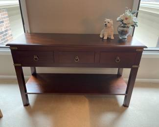 CONSOLE TABLE