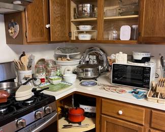 Corning Ware, Pyrex Baking Dishes, Toaster Oven