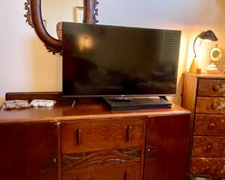 Antique Buffet, Hisense TV, Metal Mirror