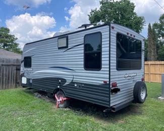 2017 Keystone Springdale Summerland Mini 1750RD…..21 ft, 30 amp, single axle, sleeps 4, electric tongue jack, Norcold gas/110V Refrigerator, 2 burner stovetop, microwave, 6 gallon water heater, a/c, outside shower and storage, awning.  This RV was purchased brand new in 2017 and brought home.  Due to illnesses it has never been used.  The mattress was still wrapped in the original plastic.  It has had a water leak in the front that has been repaired. 