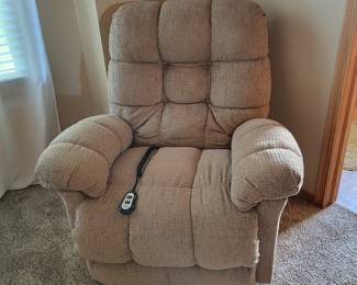 Power Recliner (1 of 2)