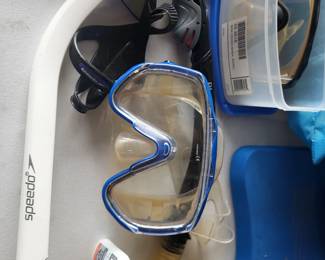 Scuba Diving Goggles & Snorkels
