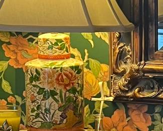 Fine vintage porcelain chrysanthemum lamp