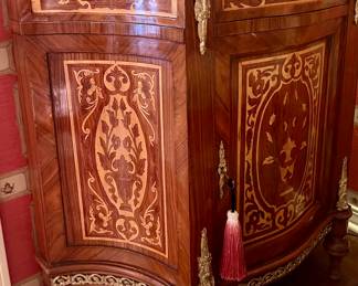 Circa 1930-40 Italian regency chest