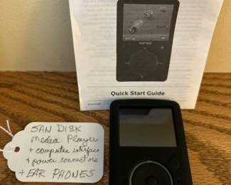 SanDisk Sansa fuze media Player