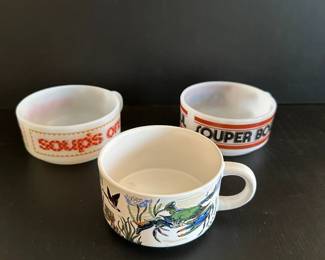Vtg. Soup mugs