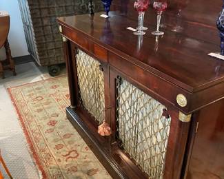 Classic Solid Wood Bar