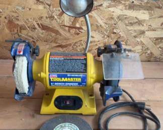 Tool Master Bench Grinder
