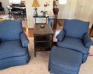 Pair of swivel chairs (like new) $125 each