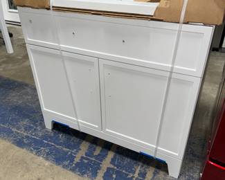 Vanity Orlando Estate Auction