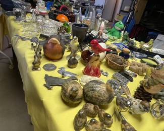 Large selection of bird figurines