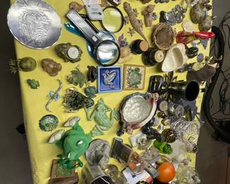 Table full of small collectables 