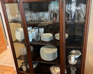 Solid Mahogany China Cabinet 