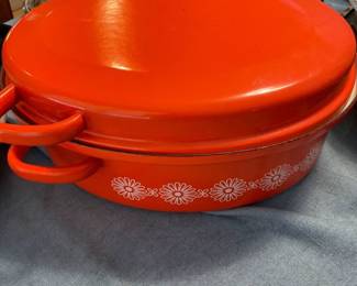 Retro Flower Enamel Casserole Dish 