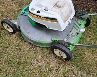 1973 lawnboy
Needs its annual tuneup
To fire up!