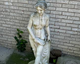 Statue 