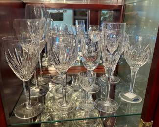Crystal stemware 