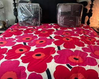 Multiple comforter sets 