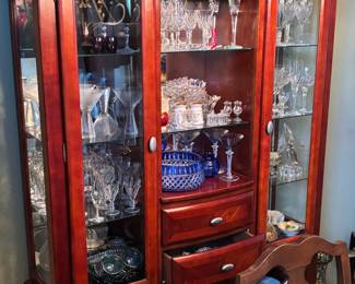 Elegant china cabinet 