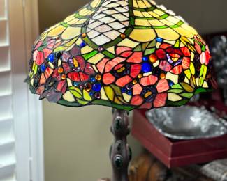 Stained glass lamp