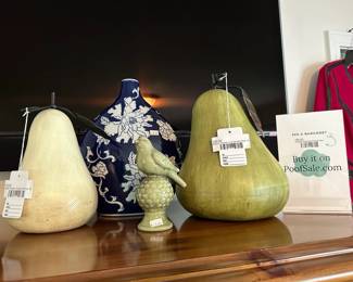 Ballard Designs Terracotta Pear (A), Ballard Designs Terracotta Pear (B), Ceramic Bird