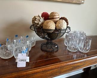 Waterford Seahorse Whiskey Glass Set, Wire Bowl