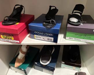 Women's shoes including brands such as: Montrail, Fly London, FootJoy, Franco Sarto
,Via Spiga, Donald J Pliner, Isaac Mizrahi, Aquatalia, Vaneli, Anne Klein, Clark's, Brooks, New Balance