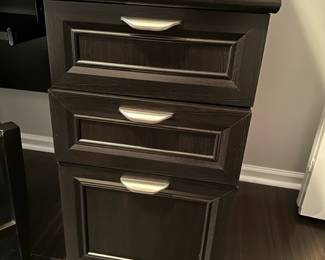 Realspace Magellan Manager Desk