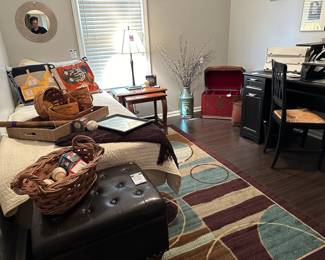 Twin Bed, Mattress and Box Spring Set,  Mohawk Home Area Rug
