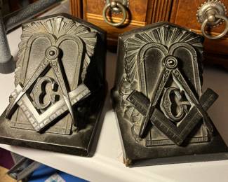 1922 Freemason Bookends