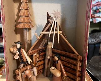 Vintage Majarek Manger Scene- Made in Poland