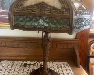 Beautiful Antique Green & Tan Slag glass Lamp