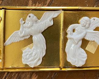 FF Japan Fitz & Floyd Pearlized Porcelain Angels Orbaments
