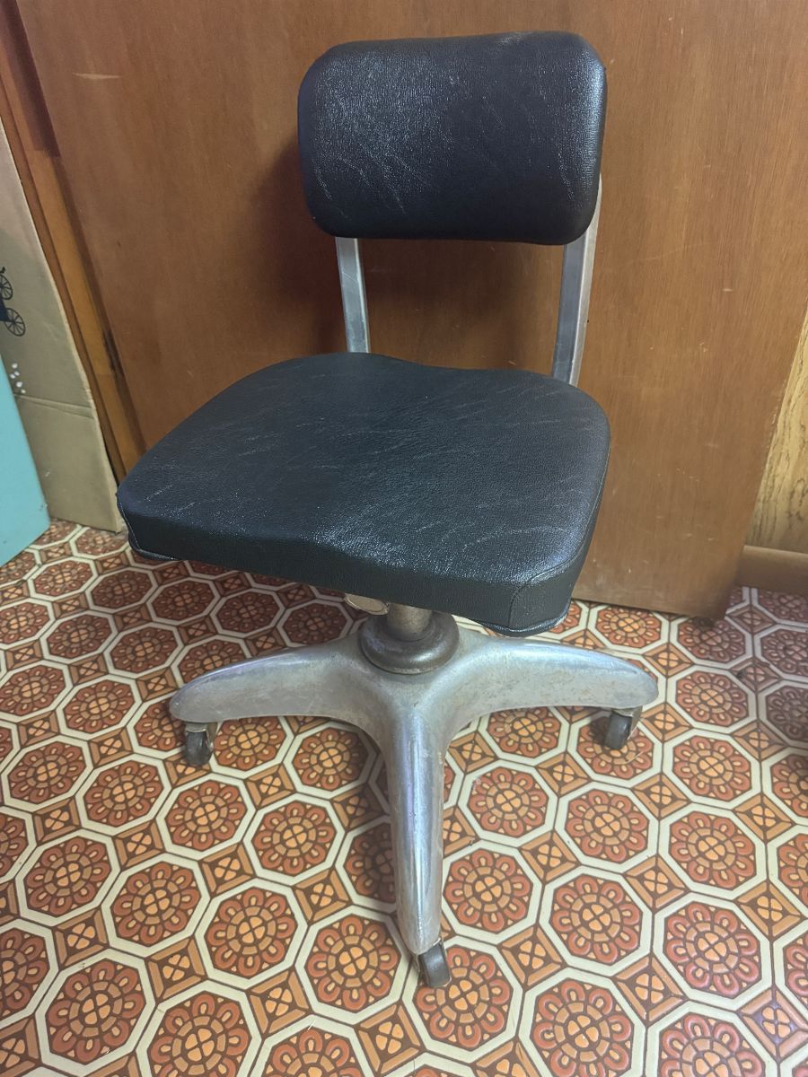 Mid - Century Goodform  Industrial Aluminum Task Chair Propeller Base