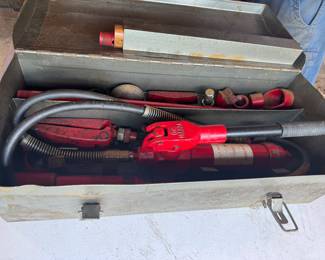 American Forge & Foundary 10 Ton Porta Power