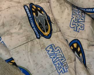 Vintage Star Wars comforter $15