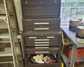 Kennedy stacking tool boxes