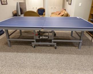 Ping pong table