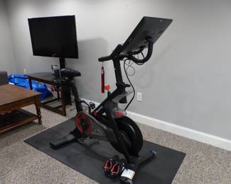 Peloton bike "like new"