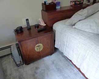 Vintage Henredon bedroom set