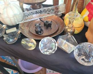 Glass paperweights