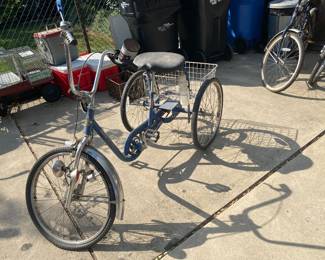 Vintage 3 Wheeler Bike/Basket