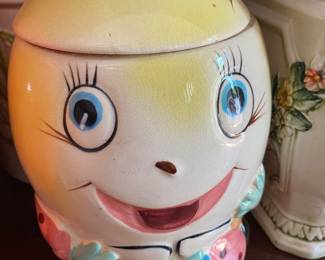 Brush Humpty Dumpty Cookie Jar
