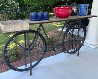 Bicycle table