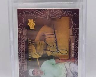 TIGER WOODS SIGNED HOLOGRAPH UPPER DECK CARD.
HIGHEST GRADED 8.5 WITH 10 GRADE AUTOGRAPH . POP 1. AMAZING CARD.