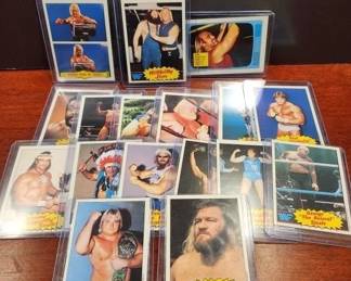  1985 WWF CARD LOT. INCLUDING HULK HOGAN ROOKIES.